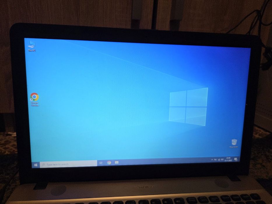 Vând laptop asus -CITITI DESCRIEREA