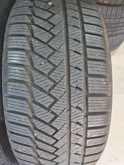 Set 4 anvelope SH iarna Continental 235/50/18