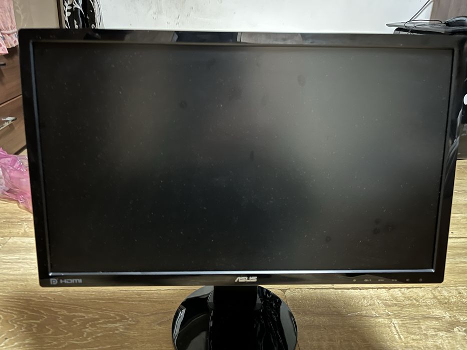 Monitor gaming led Asus 24”vg248Qz,144hz,1ms,full hd ,dp,hdmi,boxe,nvidia 3d vision ready negru
