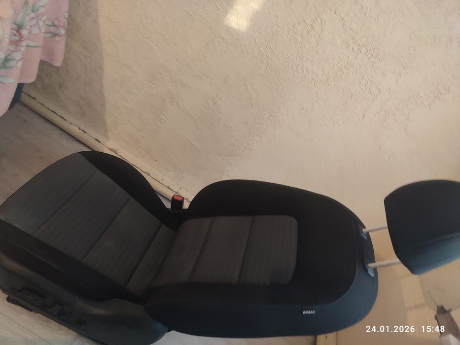 Авто кресло для машины