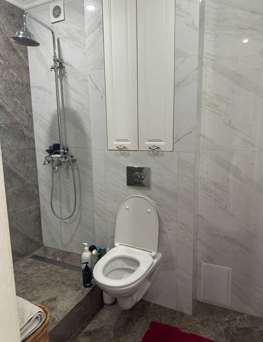 Продам 2к квартиру с ремонтом в районе Парка