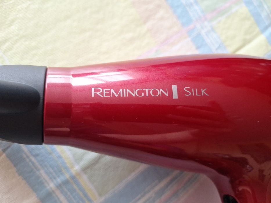 Сешоар Remington Professional Silk Dryer AC9096