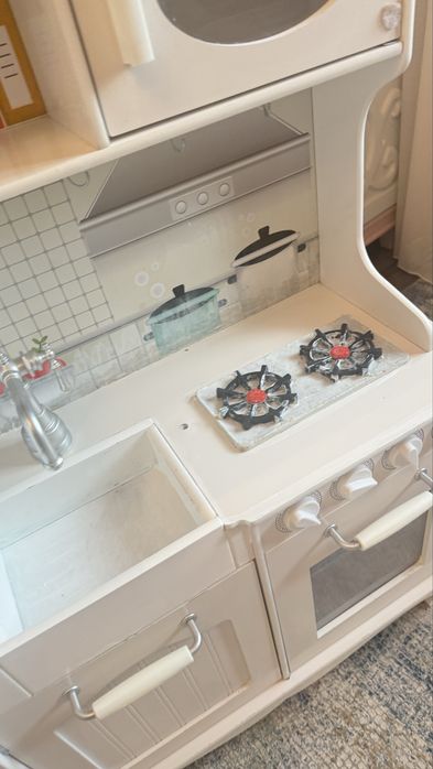 Детская кухня , деревянная