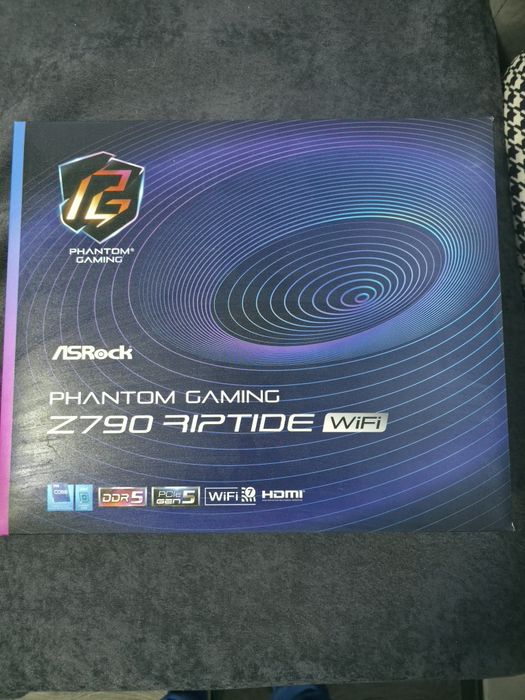 Asrock Z790 PG Riptide Wifi + i7 14700KF Contact Frame