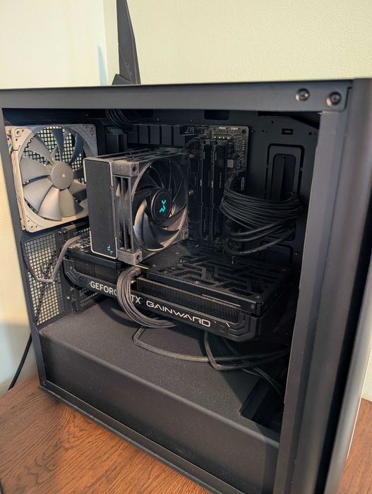 Геймърски компютър - 4070 ti super