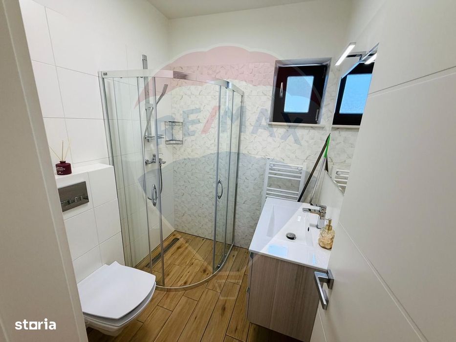 Apartament in casa 3 camere