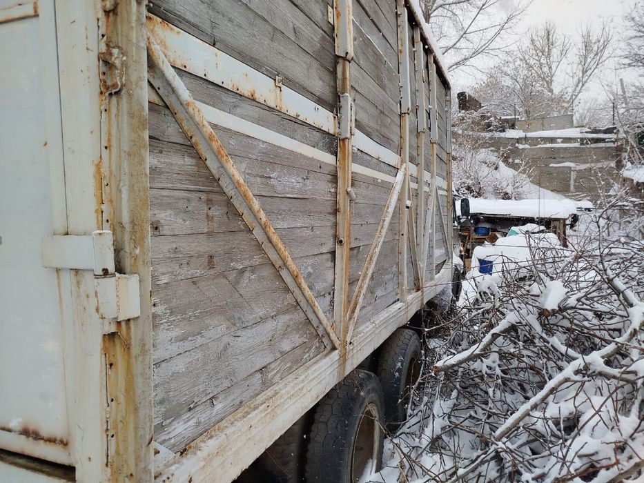 Продам камаз будка фургон