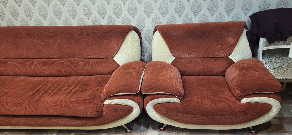Диван с креслами