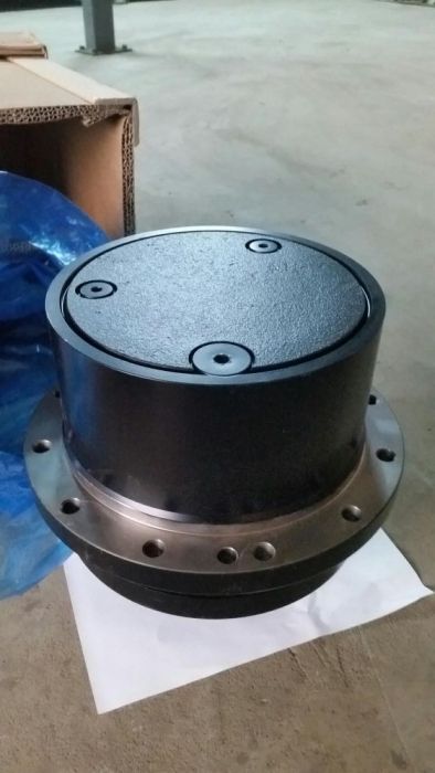 Transmisi finale excavator takeuchi hidromotor