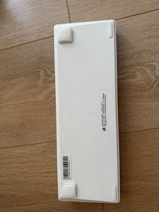 Tastatura Dareu custom + 9 switch-uri de rezerva