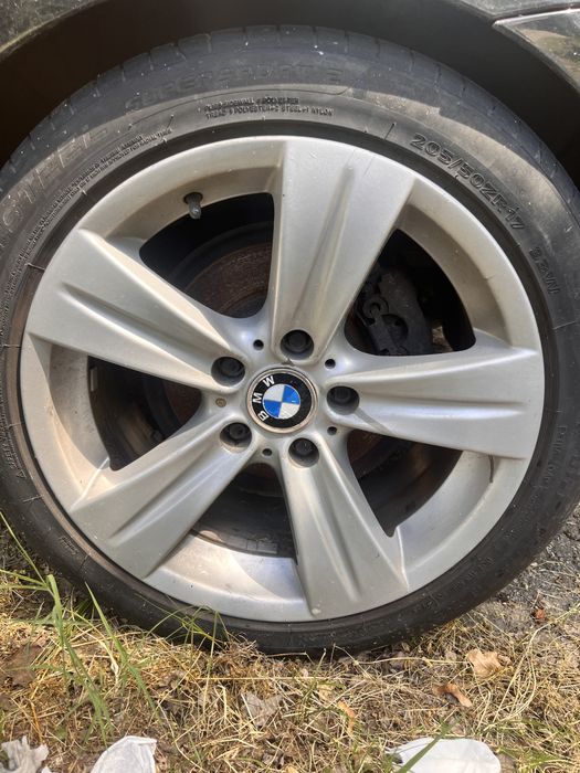 Vând set jante originale BMW E46 17” cu anvelope – 1.600 lei negociabil