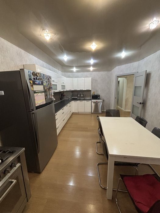 Продается 4х ком квартира район 7 школы