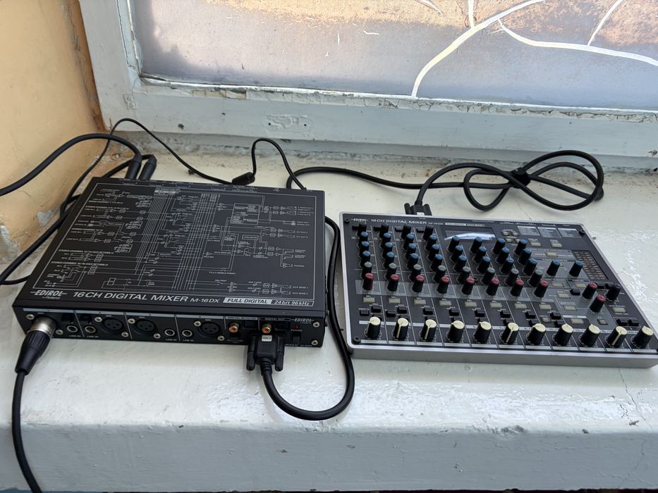 Mixer digital Roland EDIROL