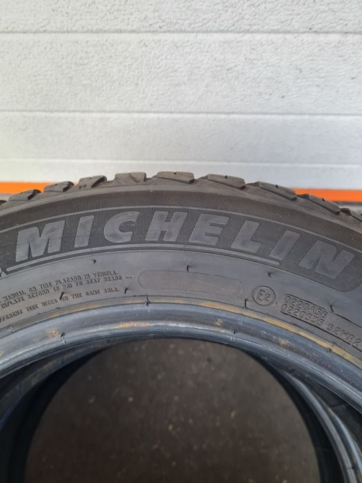 Всесезонни гуми 2 броя MICHELIN CrossClimate2 195 55 R15 дот 1522