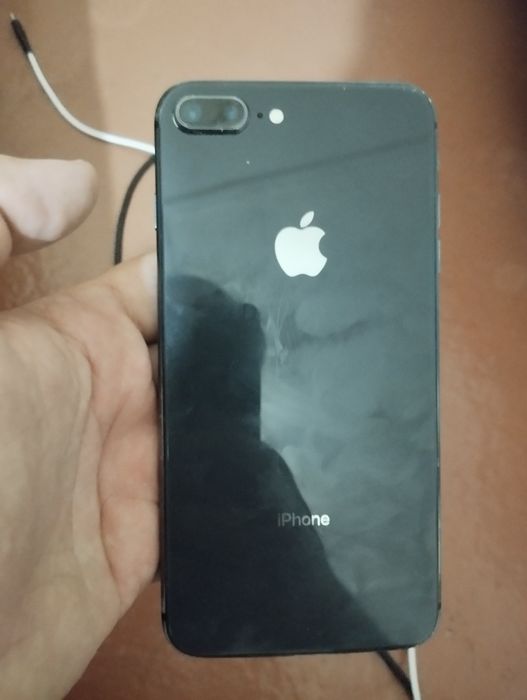 Iphone 8 puls  64