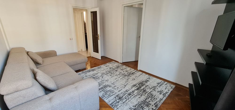 Inchiriez apartament central 2 camere