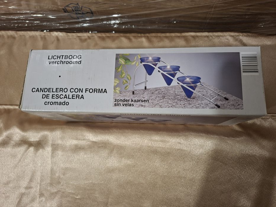 Свещник стъпаловиден нов