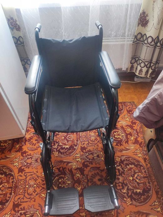 Инвалидная коляска