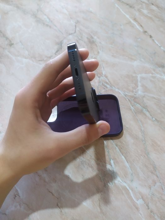 iPhone 14 Pro в идеальном состоянии