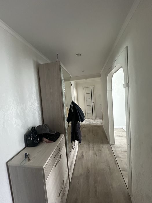 Продам 3 комнатную квартиру