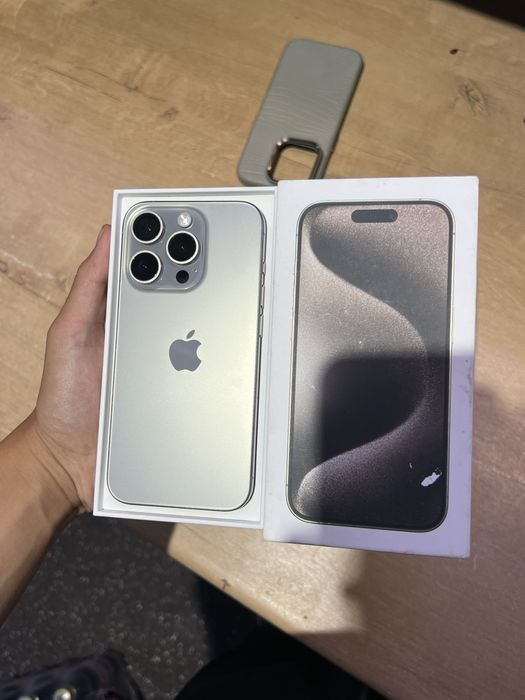 iPhone 15 pro идеальный прям