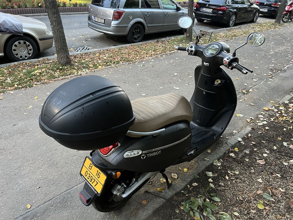 Vand scuter electric TINBOT F10 an 2022 stare impecabila permis B