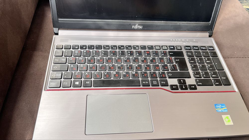 Fujitsu lifebook e753