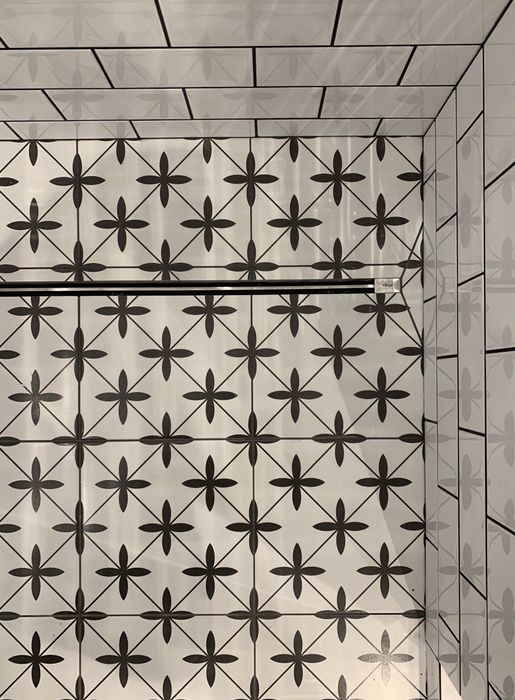 Кафель төсеу — Укладка кафеля.