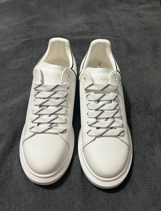 Adidași Alexander McQUEEN la DOAR 289