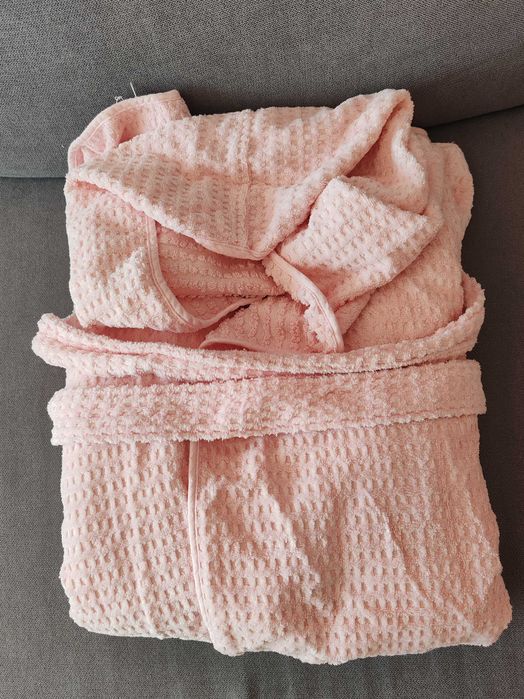 Чисто нов халат за баня