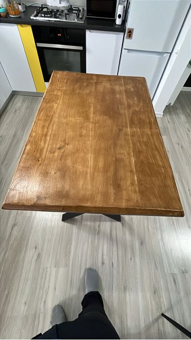Masa din lemn de stejar noua