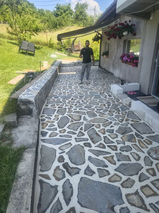 Pavaj din piatră naturală