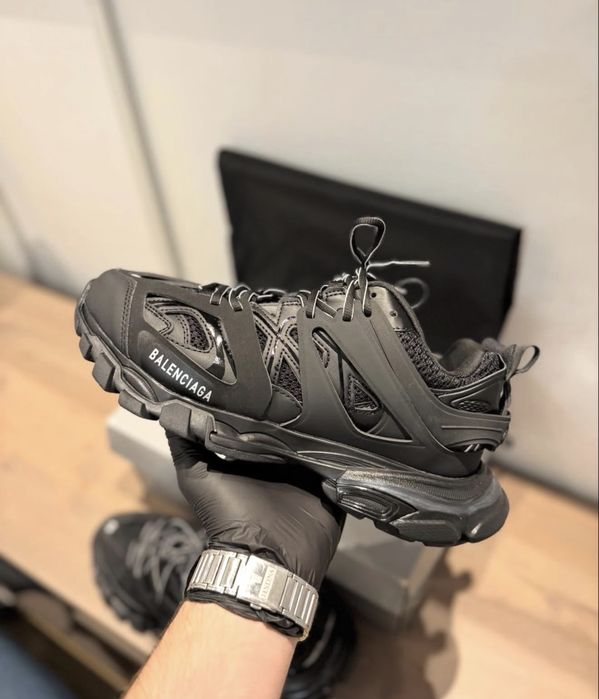 *NOU* Balenciaga Track Black Premium