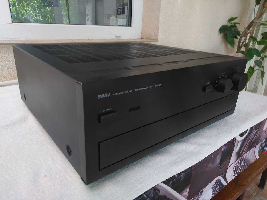 Yamaha AX-870, amplificator stereo, made in Japan.