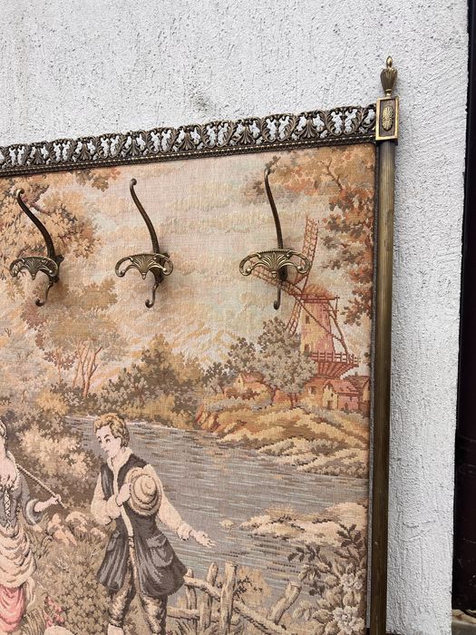 Cuier perete goblen si bronz