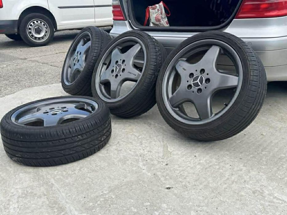 Оригинални джанти AMG R17 с нови гуми