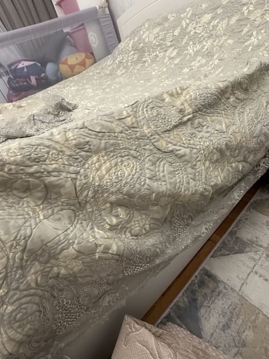 Покрывало с наволочками Blumarine 220*240