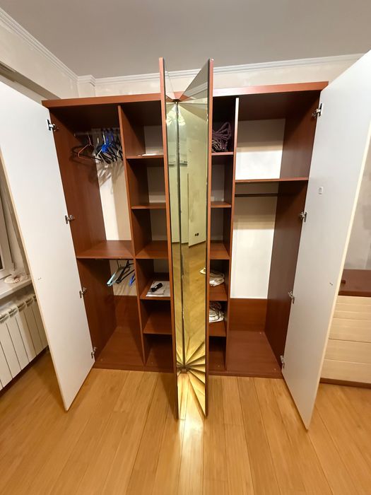 Шкаф для одежды просторный (из МДФ)