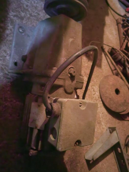 Motor cu reductor electric