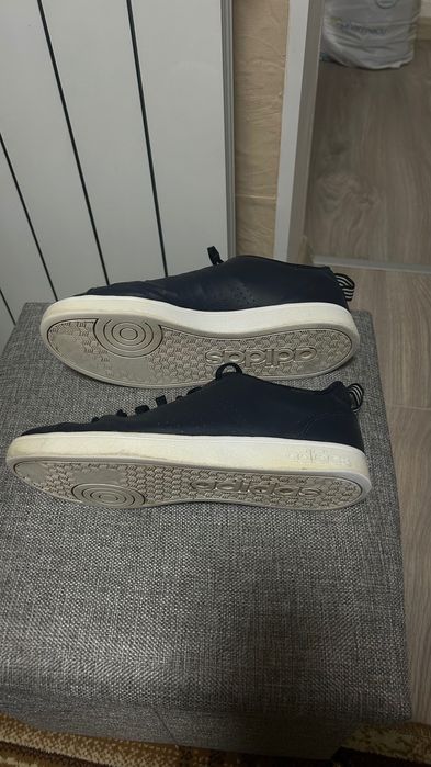 Адидас обувки!!!