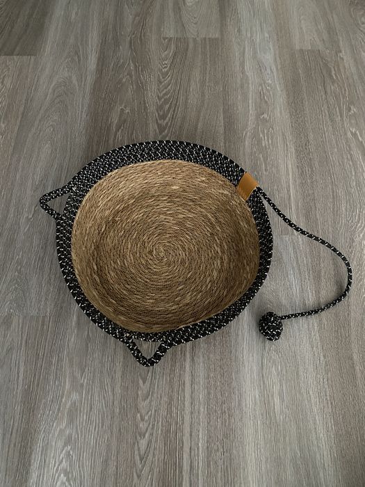 Лежанка для кота