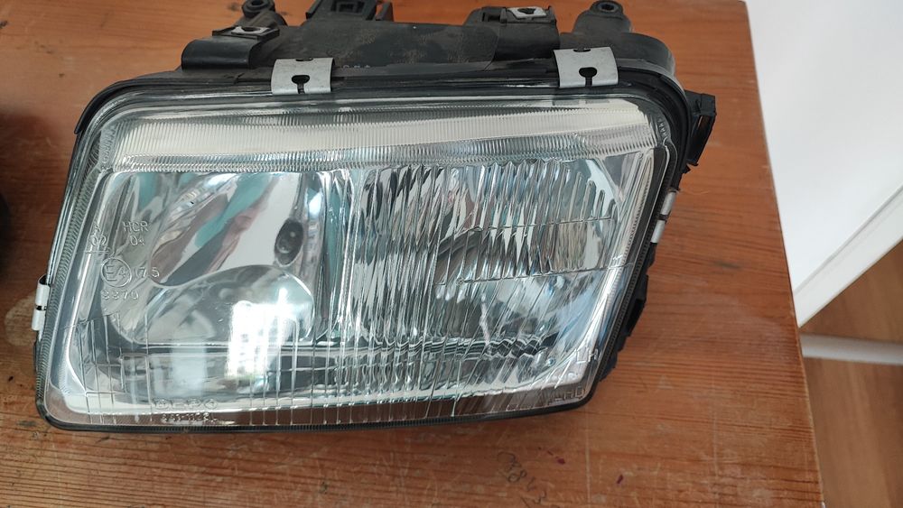 Комплект фарове за Ауди А3 8L
