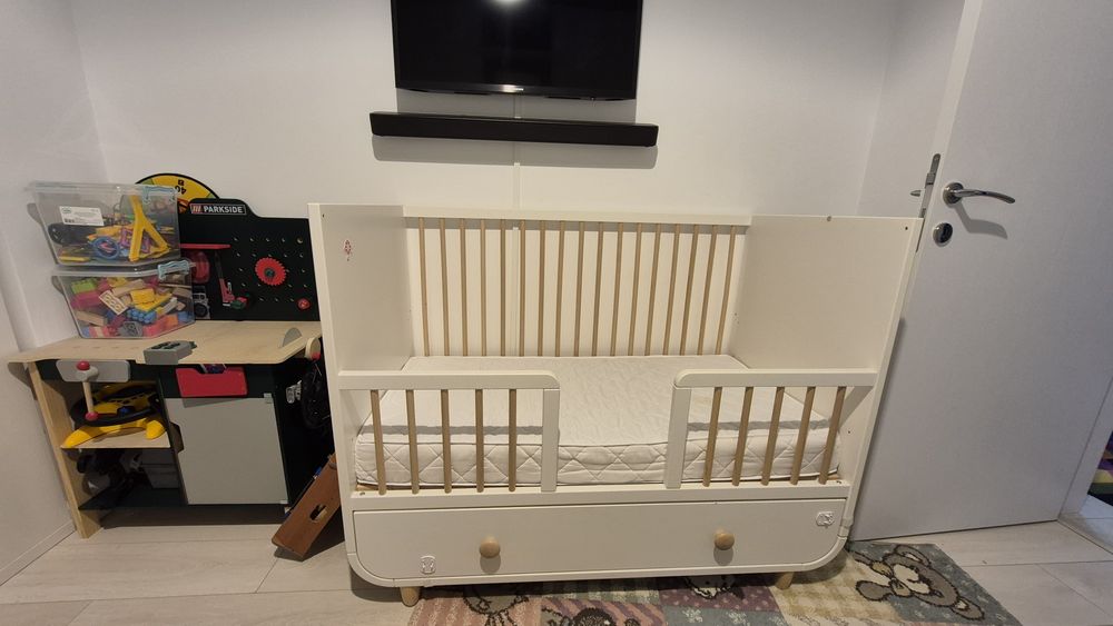 Patut Ikea - folosit, cu saltea