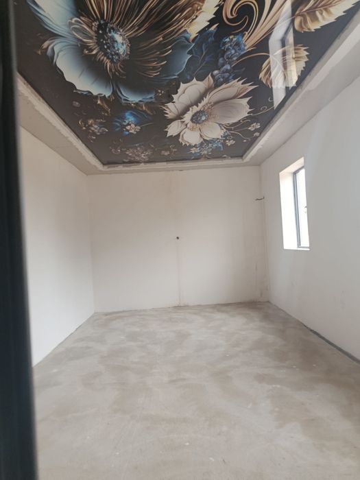 Uy uzimizniki pul zarur bulagi uchun sotiladi . Maklerlarsiz.