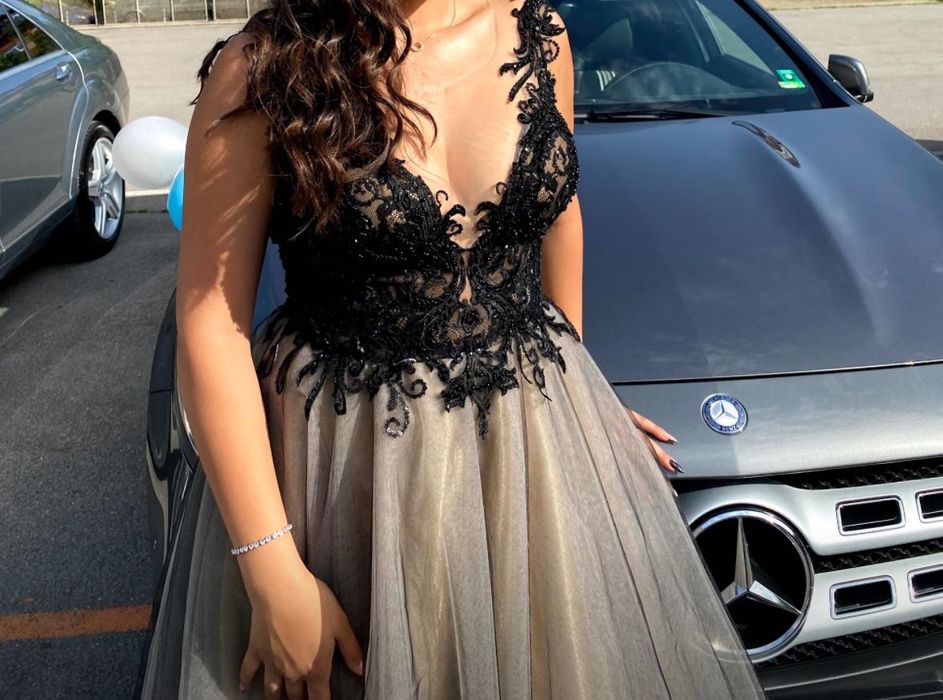 Официална бална рокля