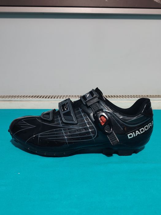 DIADORA adidași bicicletă mtb cu plăcuțe SPD Shimano, mărimea 44, interior 28 cm.