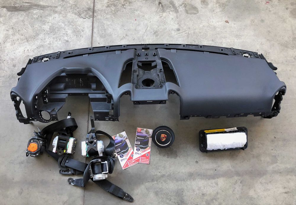 set centuri de siguranta pentru toate modelele PORSCHE / VW / BENTLEY