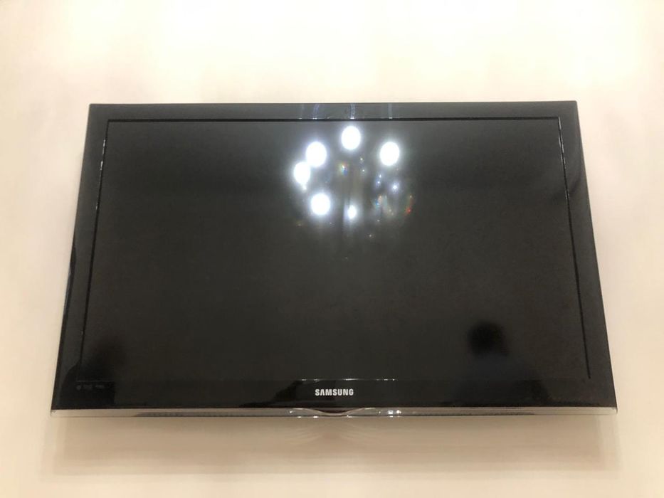 Продам телевизор Samsung