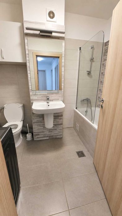 Inchiriez apartament - 2 camere + parcare in ansamblul CIty of Mara