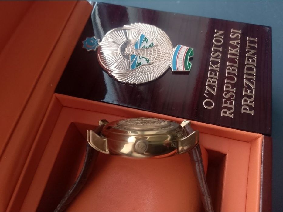 Золотые часы антиквариат